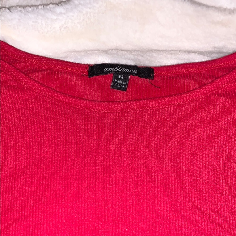 Red soft tee - Picture 3 of 3